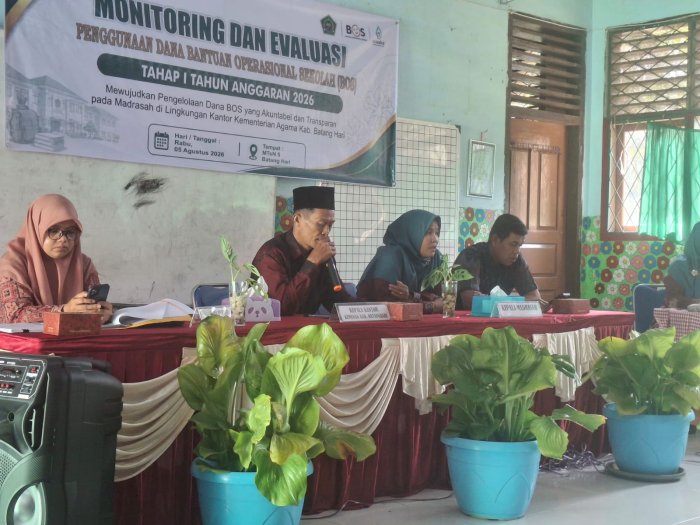 Monev BOS Beberapa Madrasah Negeri dan Swasta di MTsN 5 Batang Hari Berjalan Lancar Monev BOS Beberapa Madrasah Negeri dan Swasta di MTsN 5 Batang Hari Berjalan Lancar