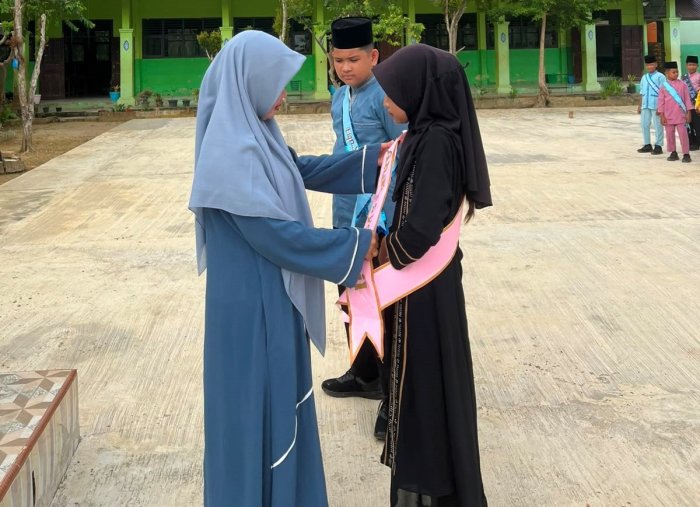 Kegiatan MATAMUDA MTsN 5 Batang Hari Resmi Ditutup oleh Wakil Kepala Madrasah Bidang Kesiswaan Kegiatan MATAMUDA MTsN 5 Batang Hari Resmi Ditutup oleh Wakil Kepala Madrasah Bidang Kesiswaan