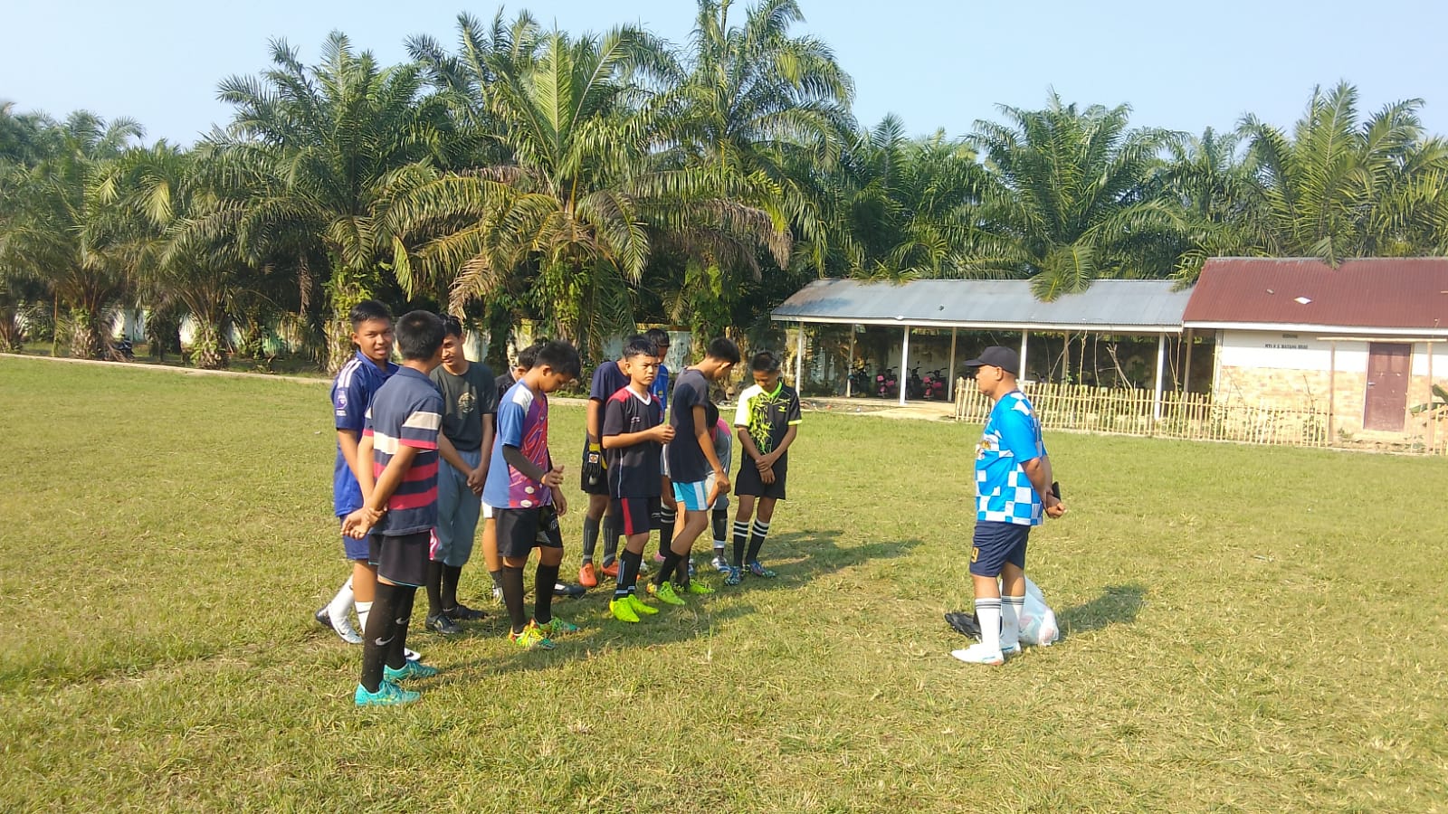 JELANG LOMBA PIALA BSI U-15 KEMENAG CUP, KESEBELASAN MTSN 5 BATANG HARI MATANGKAN PERSIAPAN JELANG LOMBA PIALA BSI U-15 KEMENAG CUP, KESEBELASAN MTSN 5 BATANG HARI MATANGKAN PERSIAPAN
