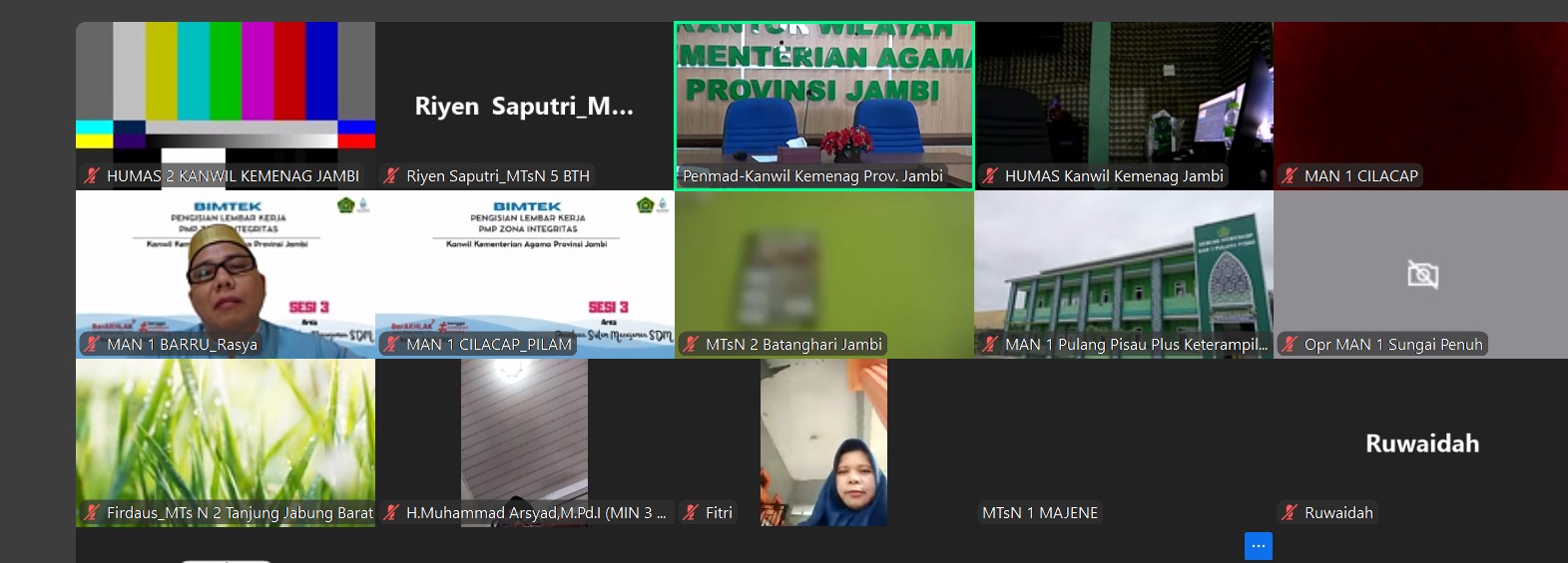 Tim ZI MTsN 5 Batang Hari Ikuti Bimtek Pengisian Lembar Kerja PMPZI Melalui Zoom Meeting Tim ZI MTsN 5 Batang Hari Ikuti Bimtek Pengisian Lembar Kerja PMPZI Melalui Zoom Meeting