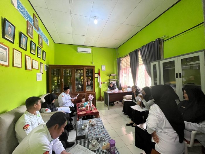 Kasi Penmad Kemenag Batang Hari Lakukan Monitoring dan Evaluasi Kesiapan Program Full Day di MTsN 5 Batang Hari