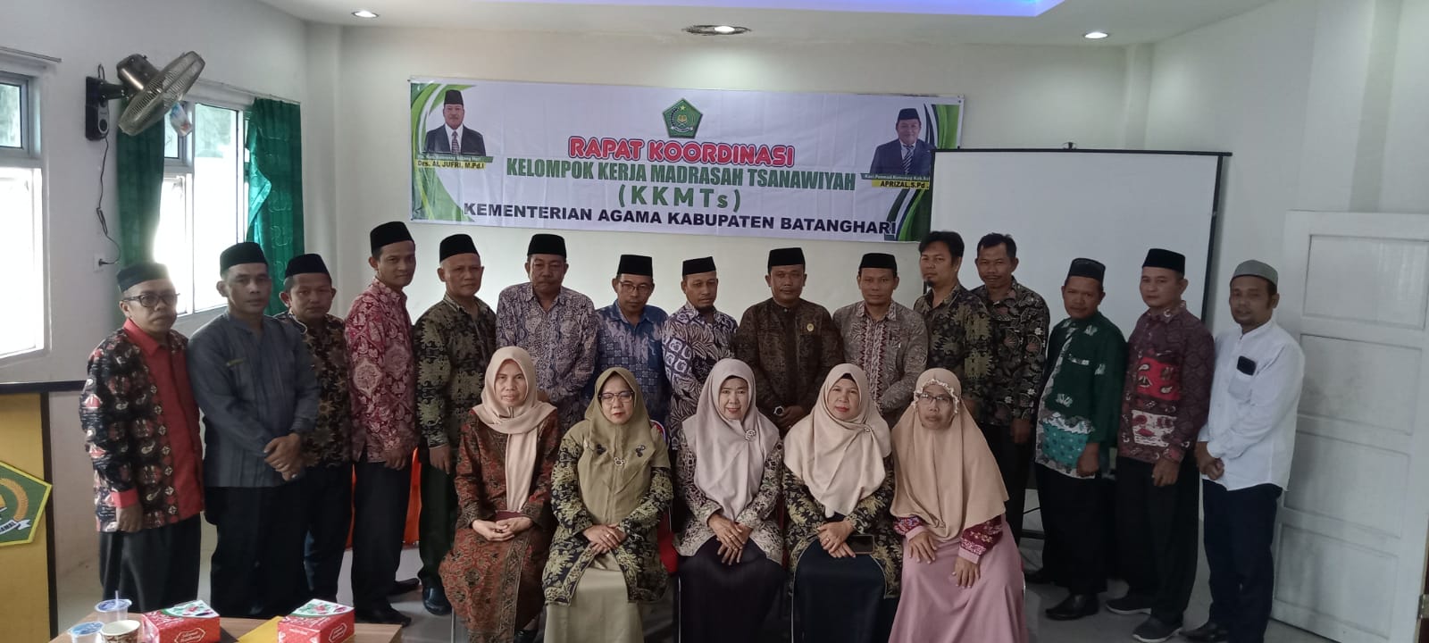 KEPALA MTSN 5 BATANG HARI MENGHADIRI RAKOR KKMTS KEMENAG KABUPATEN BATANG HARI KEPALA MTSN 5 BATANG HARI MENGHADIRI RAKOR KKMTS KEMENAG KABUPATEN BATANG HARI