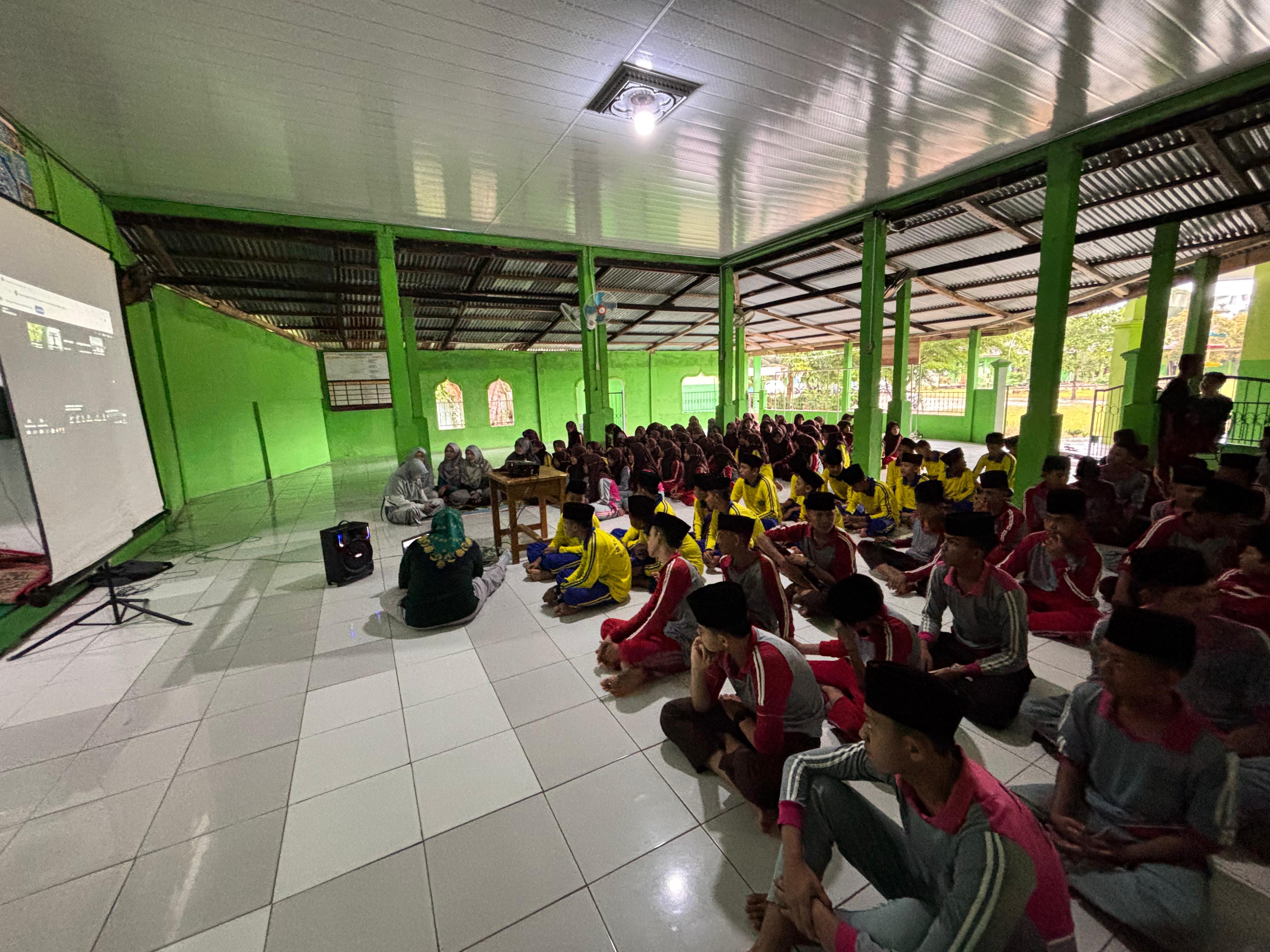 MTSN 5 BATANG HARI KEMBALI BERPARTISIPASI MENGIKUTI ZOOM KEGIATAN KURIKULUM DAN MODERASI BERAGAMA II MTSN 5 BATANG HARI KEMBALI BERPARTISIPASI MENGIKUTI ZOOM KEGIATAN KURIKULUM DAN MODERASI BERAGAMA II