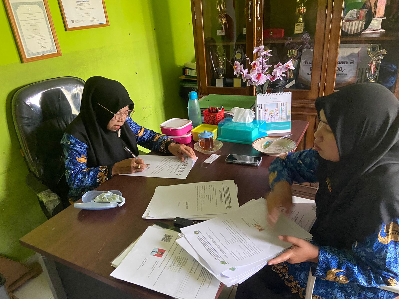 FINISHING BAHAN BEASISWA TANGGUH 2024 DI MTSN 5 BATANG HARI FINISHING BAHAN BEASISWA TANGGUH 2024 DI MTSN 5 BATANG HARI