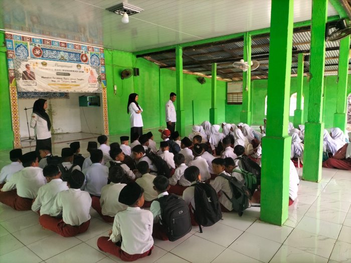 Panitia PMB MTsN 5 Batang Hari Gelar Sosialisasi Tes CAT dan Praktik