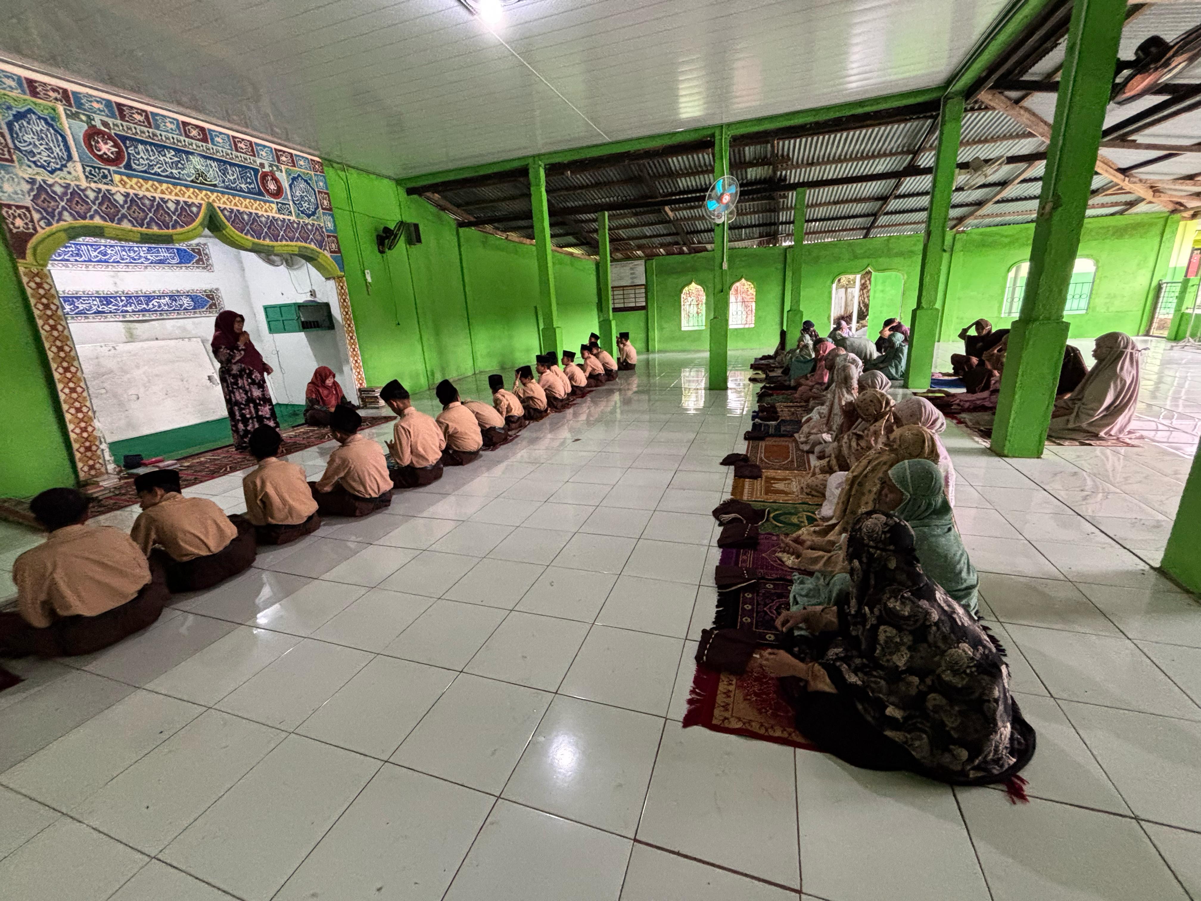 MTSN 5 BATANG HARI LAKSANAKAN KEGIATAN RAMADHAN
