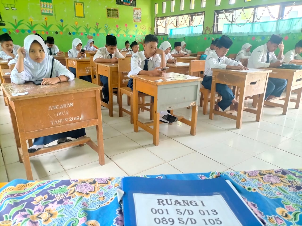 Pelaksanaan ASAT Hari Ke-5 Pasca Libur Idul Adha : Peserta Didik Tetap Semangat Pelaksanaan ASAT Hari Ke-5 Pasca Libur Idul Adha : Peserta Didik Tetap Semangat