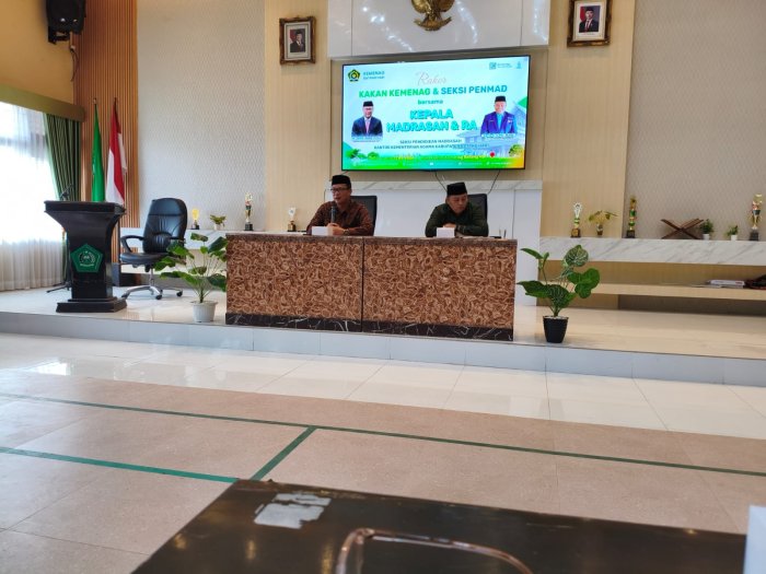 Tingkatkan Koordinasi dan Sinergi, Kepala MTsN 5 Batang Hari Hadiri Rakor Kemenag Tingkatkan Koordinasi dan Sinergi, Kepala MTsN 5 Batang Hari Hadiri Rakor Kemenag