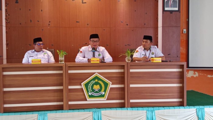 Kepala MTsN 5 Batang Hari Hadiri Rapat Koordinasi Kepala Madrasah se-Kabupaten Batang Hari