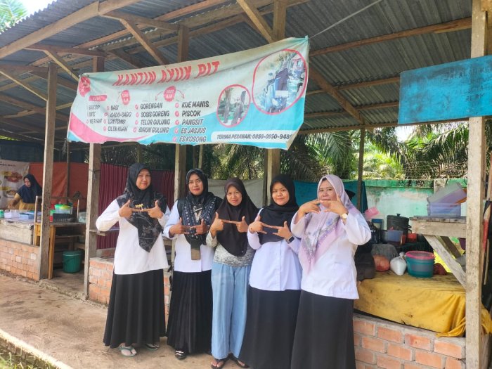 Pendampingan Proses Sertifikasi Halal Kantin MTsN 5 Batang Hari Berjalan Lancar Pendampingan Proses Sertifikasi Halal Kantin MTsN 5 Batang Hari Berjalan Lancar