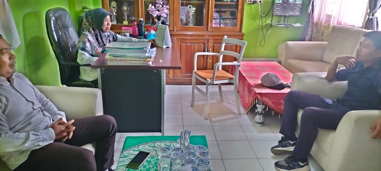 MATANGKAN PERSIAPAN LOMBA DALAM RANGKA HAB KEMENAG 2025, MTSN 5 BATANGHARI MENDATANGKAN PELATIH PROFESIONAL