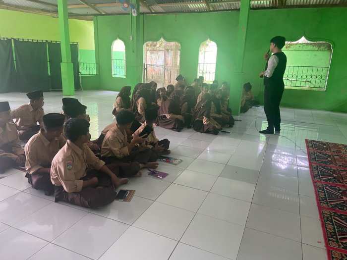 Panitia ASAS Semester Ganjil 2025 Gelar Simulasi untuk Siswa Kelas VII MTsN 5 Batang Hari Panitia ASAS Semester Ganjil 2025 Gelar Simulasi untuk Siswa Kelas VII MTsN 5 Batang Hari