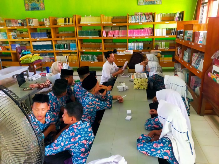 PPS dan KPPS MTsN 5 Batang Hari Gelar Rapat Pemantapan Pemilihan Ketua dan Wakil Ketua OSIM Periode 2025ï¿½2026