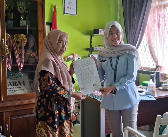 Kepala MTsN 5 Batang Hari Laksanakan Serah Terima Revisi MoU MBG dengan SPPG Jembatan Mas Kepala MTsN 5 Batang Hari Laksanakan Serah Terima Revisi MoU MBG dengan SPPG Jembatan Mas
