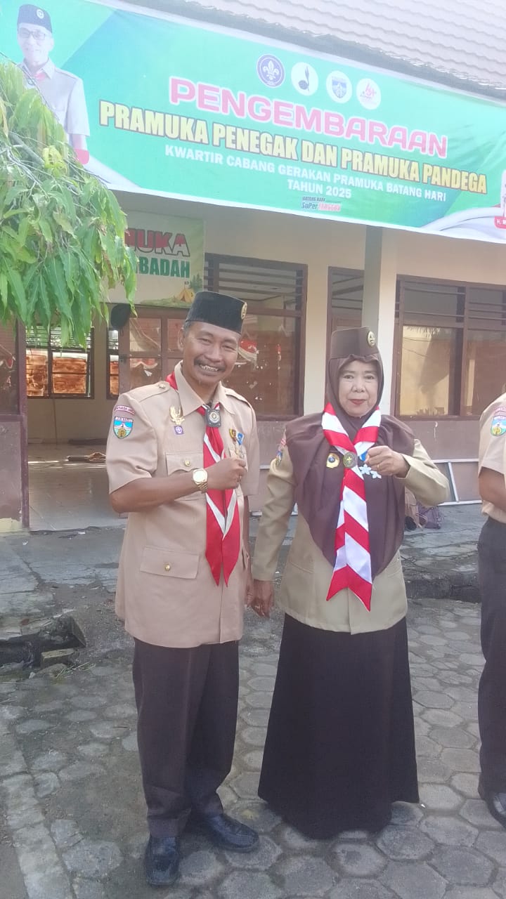 Kamabigus MTsN 5 Batang Hari Ikuti Upacara Hari Pramuka ke-65 dan Terima Tanda Penghargaan Gerakan Pramuka