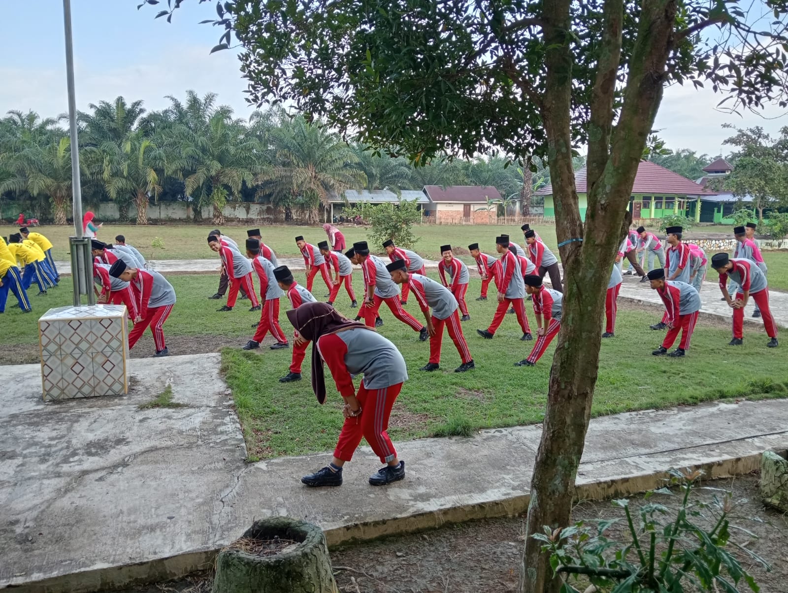 SENAM BERSAMA SEMARAKKAN SETIAP PAGI SABTU DI MTSN 5 BATANG HARI