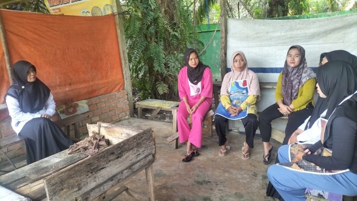 MTsN 5 Batang Hari Gelar Rapat Koordinasi dengan Pengelola Kantin, Tingkatkan Kebersihan dan Disiplin Aturan MTsN 5 Batang Hari Gelar Rapat Koordinasi dengan Pengelola Kantin, Tingkatkan Kebersihan dan Disiplin Aturan