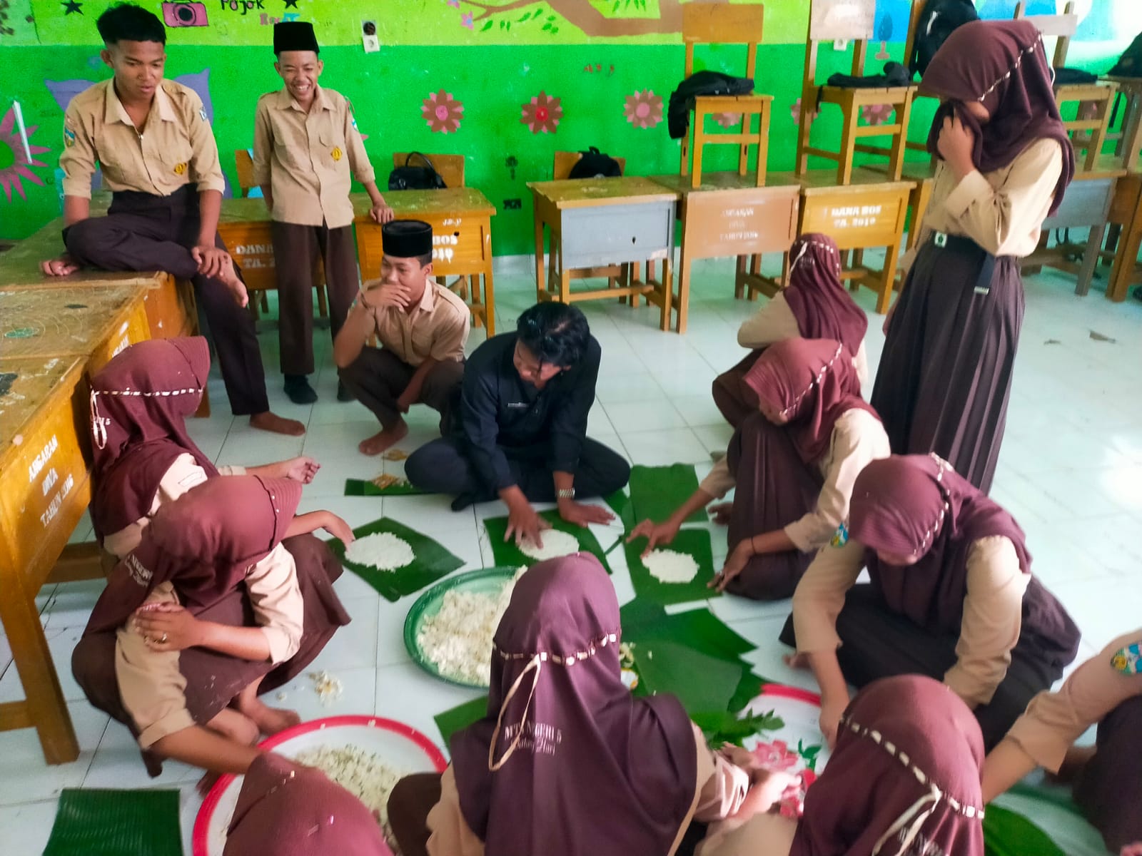 TEMA P5 KEWIRAUSAHAAN, MTSN 5 BATANG HARI AJARKAN ENTERPRENEUR SEJAK DINI TEMA P5 KEWIRAUSAHAAN, MTSN 5 BATANG HARI AJARKAN ENTERPRENEUR SEJAK DINI