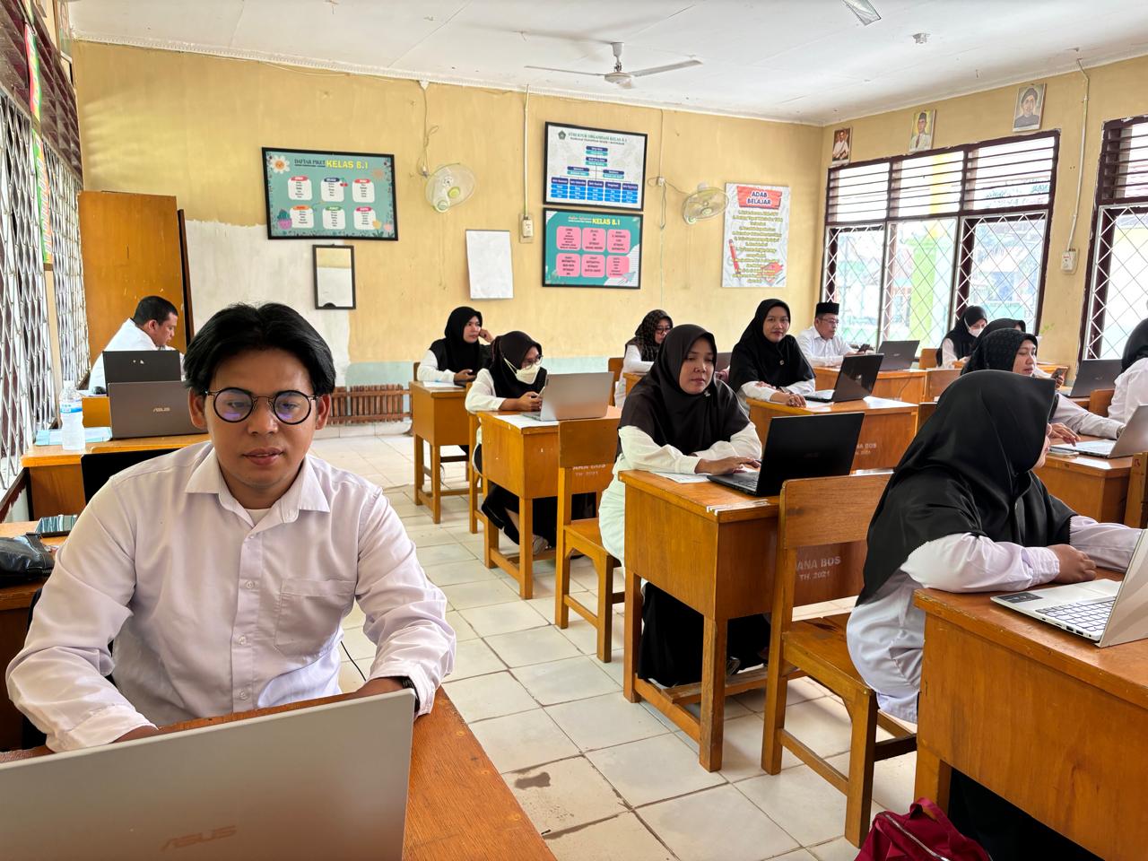 BERSAMA GURU, KAMAD MTsN 5 BATANG HARI IKUTI AKGTK 2024 BERSAMA GURU, KAMAD MTsN 5 BATANG HARI IKUTI AKGTK 2024