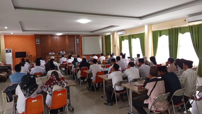 Kepala MTsN 5 Batang Hari Ikuti Kegiatan Pendataan Infrastruktur TKA Kepala MTsN 5 Batang Hari Ikuti Kegiatan Pendataan Infrastruktur TKA