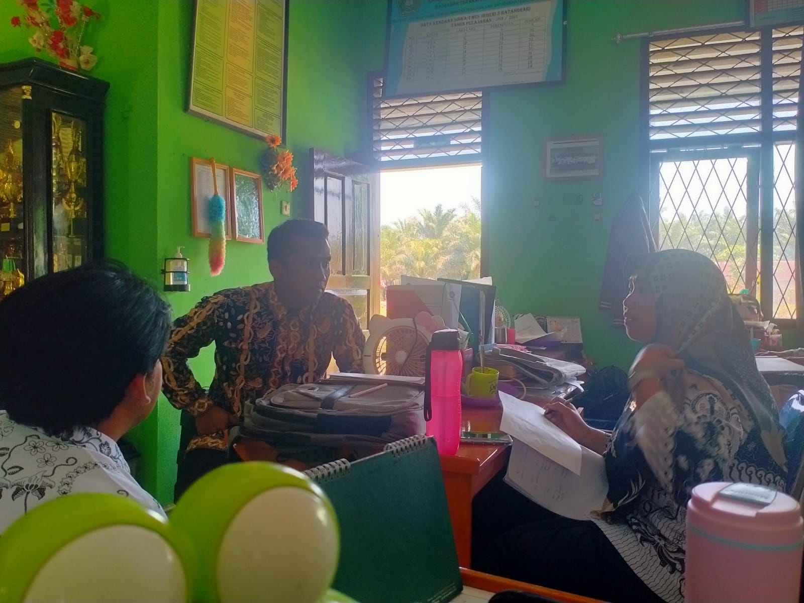 PENTINGNYA PENJADWALAN KEGIATAN KEAGAMAAN DI MTSN 5 BATANG HARI PENTINGNYA PENJADWALAN KEGIATAN KEAGAMAAN DI MTSN 5 BATANG HARI