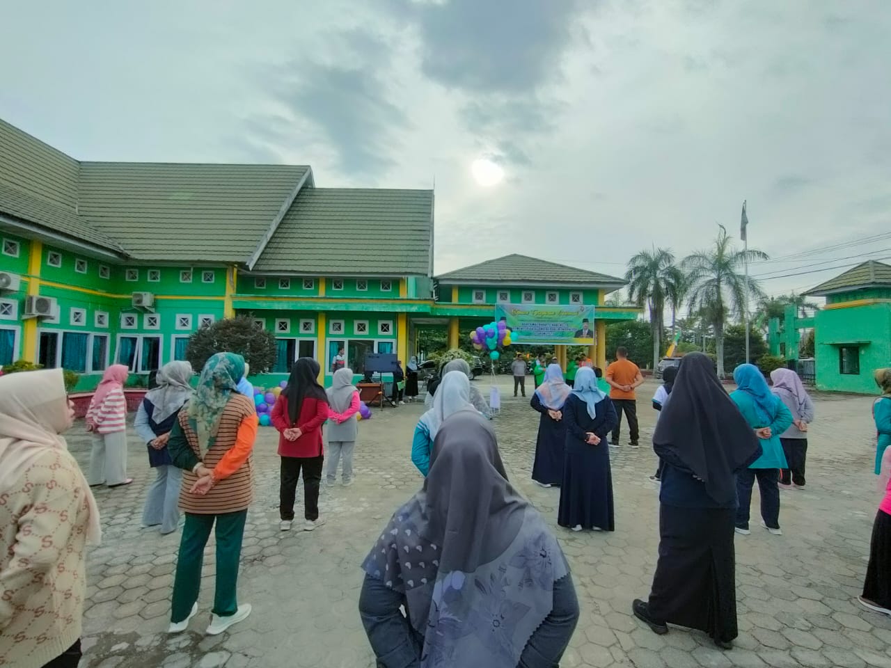 SENAM BERSAMA TANDAI PEMBUKAAN PERINGATAN HAB 2025 SENAM BERSAMA TANDAI PEMBUKAAN PERINGATAN HAB 2025