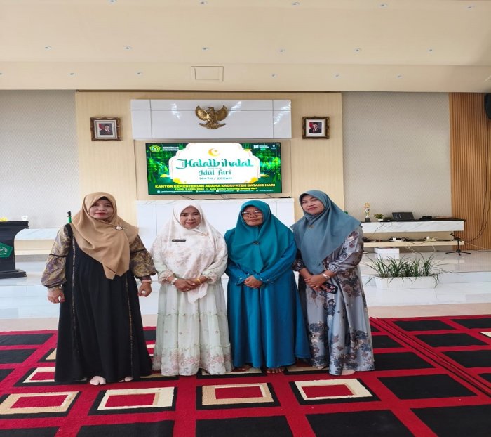 MTsN 5 Batang Hari Hadiri Undangan Halal Bihalal, Perkuat Sinergi dan Silaturahmi MTsN 5 Batang Hari Hadiri Undangan Halal Bihalal, Perkuat Sinergi dan Silaturahmi