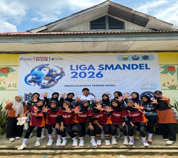 Tim Voli Putri MTsN 5 Batang Hari Juara 1 dan 3 Liga Smandel 2026 Tim Voli Putri MTsN 5 Batang Hari Juara 1 dan 3 Liga Smandel 2026