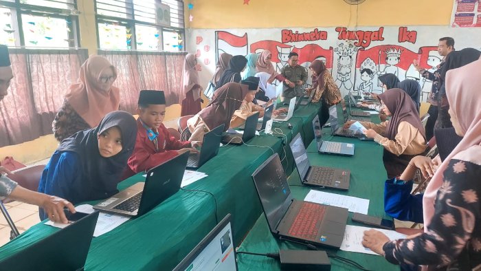 Pelaksanaan OMI Tingkat Kabupaten Sesi 3 Mapel IPS Berjalan Lancar