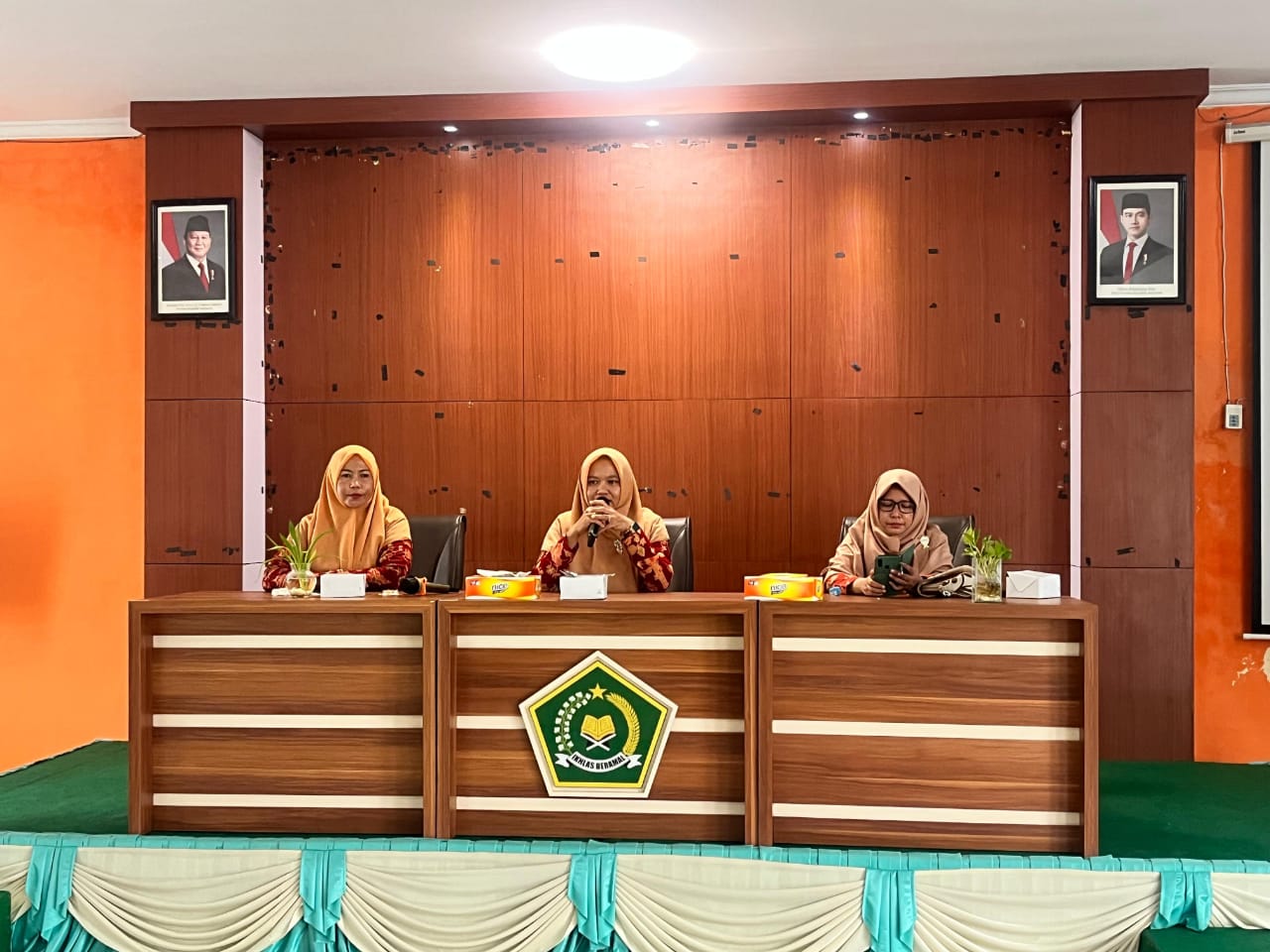 KEPALA MTSN 5 BATANG HARI IKUTI KEGIATAN DWP KANTOR KEMENTERIAN AGAMA KABUPATEN BATANG HARI KEPALA MTSN 5 BATANG HARI IKUTI KEGIATAN DWP KANTOR KEMENTERIAN AGAMA KABUPATEN BATANG HARI