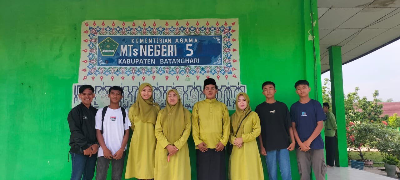 MTSN 5 BATANG HARI LEPAS TIGA SISWA DALAM MENGIKUTI KEJUARAAN BOLA VOLI U-15 TINGKAT NASIONAL MTSN 5 BATANG HARI LEPAS TIGA SISWA DALAM MENGIKUTI KEJUARAAN BOLA VOLI U-15 TINGKAT NASIONAL