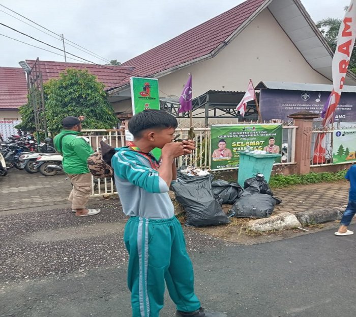 Siswa MTsN 5 Batang Hari Ikuti Kegiatan Penjelajahan Alam pada Jambore Cabang Batang Hari