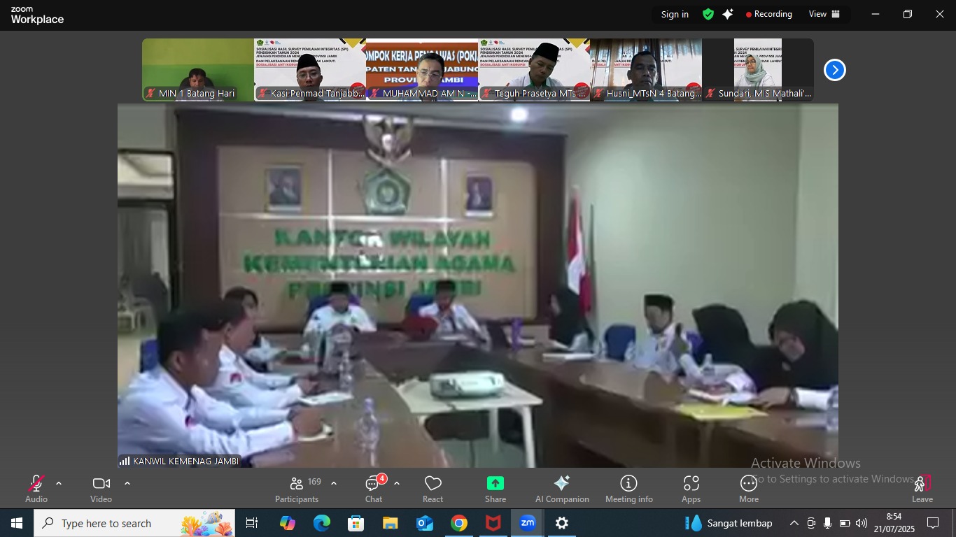 MTsN 5 Batang Hari Ikuti Sosialisasikan Hasil SPI Pendidikan 2024 dan Dorong Aksi Nyata Anti Korupsi di Madrasah Via Zoom