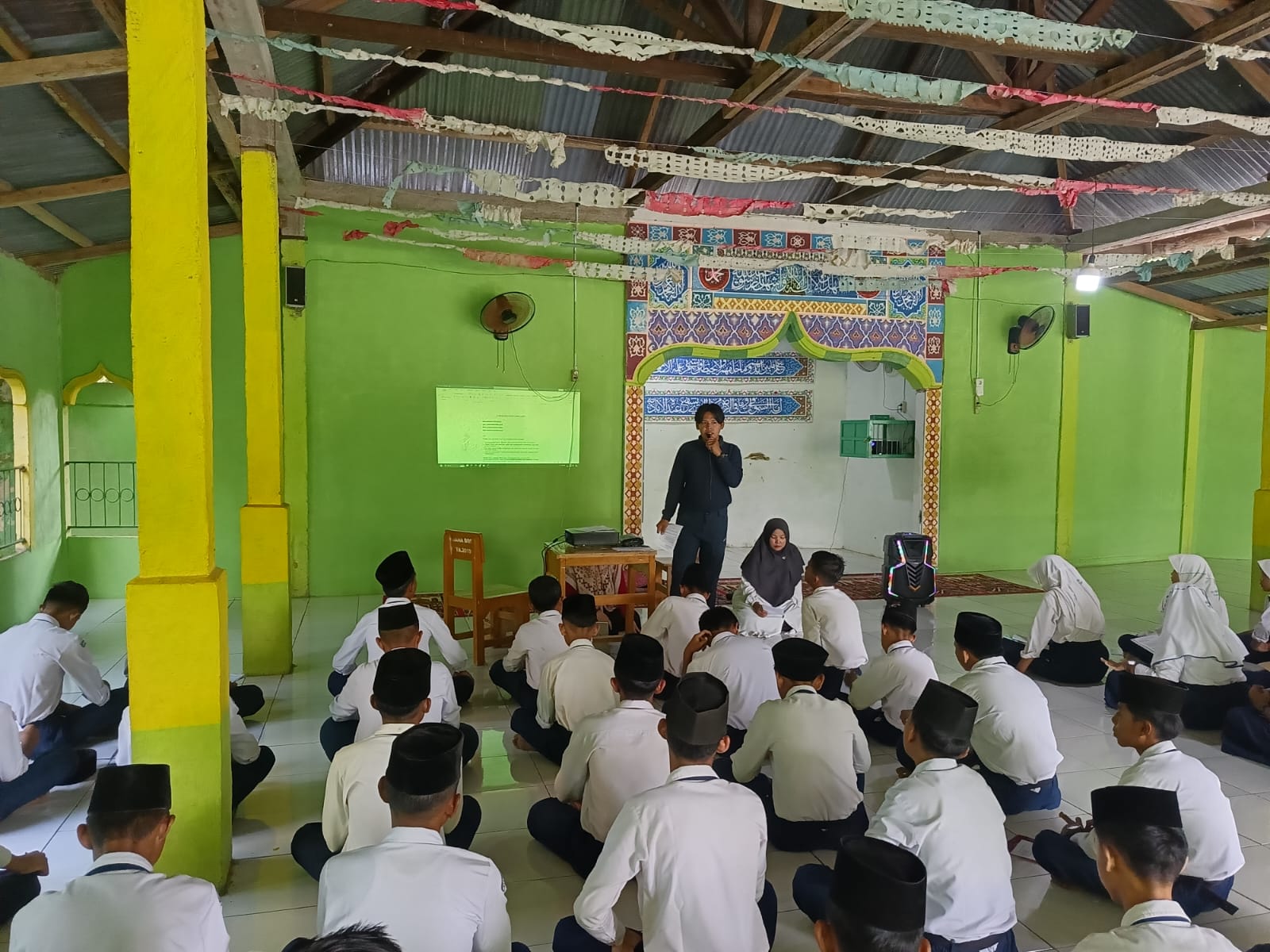 NONTON BARENG VIDEO TENTANG BULLYING PROJEK P5 MTSN 5 BATANG HARI