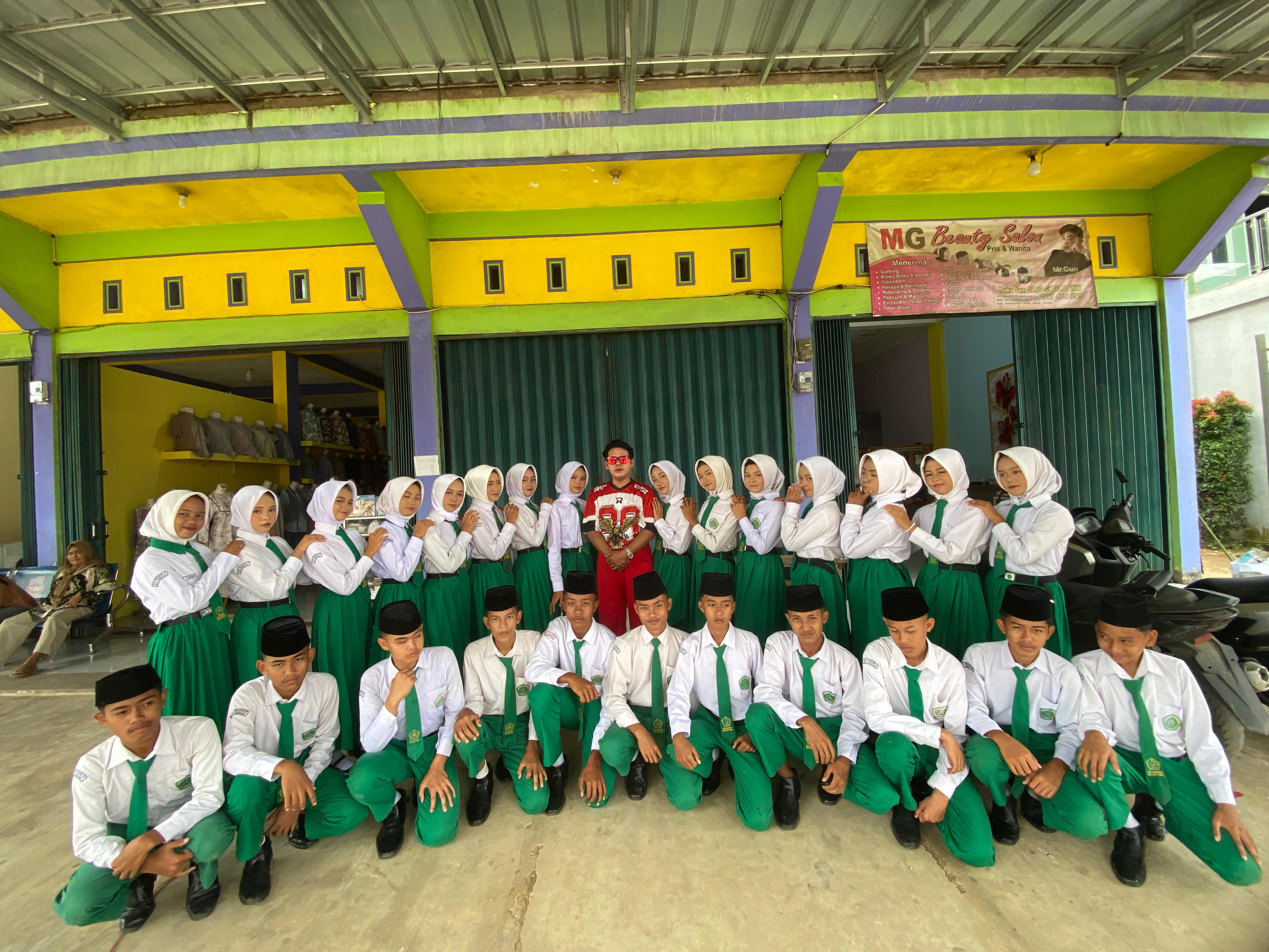 MTsN 5 Batang Hari Ikuti Lomba LKBB Semarak HUT ke-80 Republik Indonesia MTsN 5 Batang Hari Ikuti Lomba LKBB Semarak HUT ke-80 Republik Indonesia