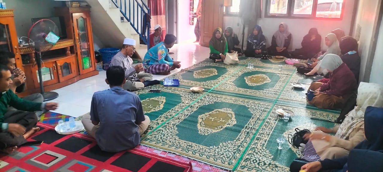 KELUARGA BESAR MTSN 5 BATANG HARI TAKZIYAH ATAS MENINGGALNYA ORANG TUA IBU GEZI MARLINA KELUARGA BESAR MTSN 5 BATANG HARI TAKZIYAH ATAS MENINGGALNYA ORANG TUA IBU GEZI MARLINA