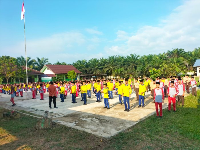 Ciptakan Siswa Sehat, MTsN 5 Batang Hari Rutin Gelar Senam Bersama Ciptakan Siswa Sehat, MTsN 5 Batang Hari Rutin Gelar Senam Bersama
