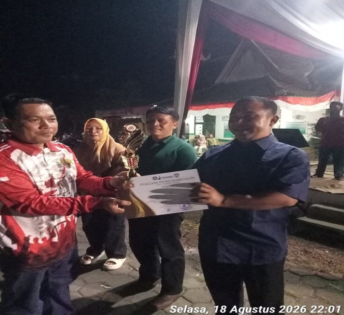 MTsN 5 Batang Hari Hadiri Malam Keakraban dan Terima Hadiah Lomba di Kecamatan Pemayung MTsN 5 Batang Hari Hadiri Malam Keakraban dan Terima Hadiah Lomba di Kecamatan Pemayung