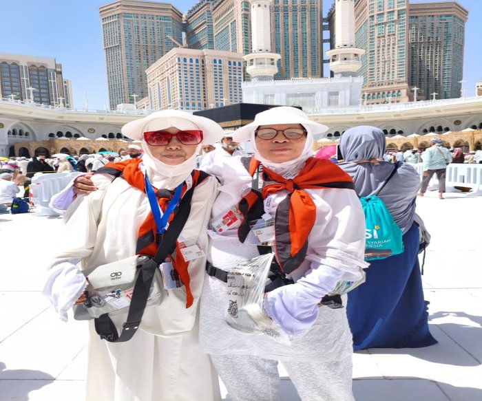 Kepala dan Guru MTsN 5 Batang Hari Selesaikan Rangkaian Umrah Wajib dan Rukun Haji, Ditutup dengan Tawaf Ifadah