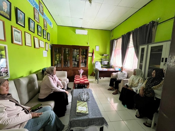 Konsultan PUPR Provinsi Jambi Lakukan Survei Kerusakan Bangunan di MTsN 5 Batang Hari