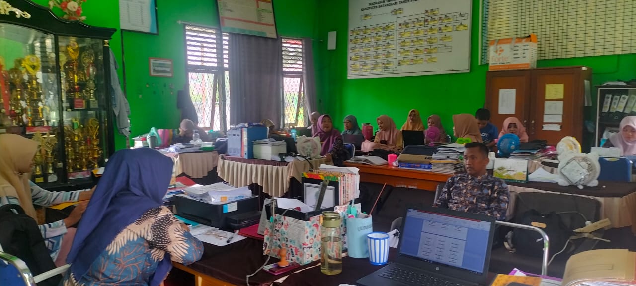 TINDAK LANJUT RAKOR KKMTS KEMENAG KABUPATEN BATANG HARI, KEPALA MADRASAH ADAKAN RAPAT KOORDINASI TINDAK LANJUT RAKOR KKMTS KEMENAG KABUPATEN BATANG HARI, KEPALA MADRASAH ADAKAN RAPAT KOORDINASI