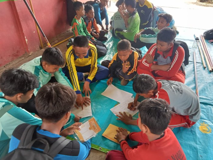 SISWA MTsN 5 BATANG HARI IKUTI TC KETIGA PESERTA KWARCAB, PELAJARI MATERI PETA PITA DAN PETA PERJALANAN