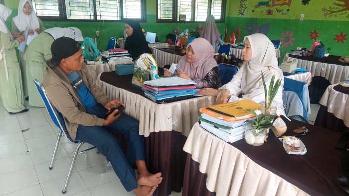 MTsN 5 Batang Hari Tingkatkan Pembinaan Siswa Melalui Pertemuan dengan Orang Tua