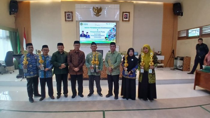 Kepala MTsN 5 Batang Hari Hadiri Persiapan OMI Tingkat Provinsi 2026 Kepala MTsN 5 Batang Hari Hadiri Persiapan OMI Tingkat Provinsi 2026