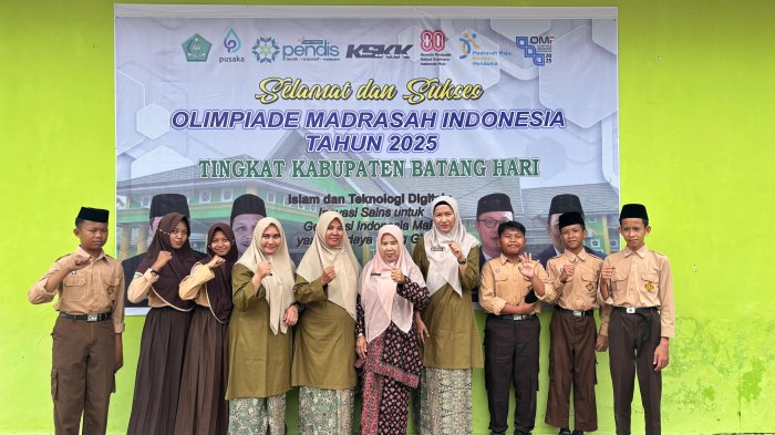 Kepala MTsN 5 Batang Hari Dukung Siswa di OMI Kabupaten Kepala MTsN 5 Batang Hari Dukung Siswa di OMI Kabupaten