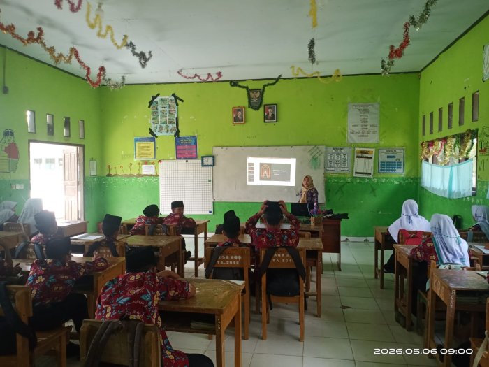 Guru MTsN 5 Batang Hari Giat Tingkatkan Mutu Pendidikan Melalui Media Pembelajaran Variatif Guru MTsN 5 Batang Hari Giat Tingkatkan Mutu Pendidikan Melalui Media Pembelajaran Variatif
