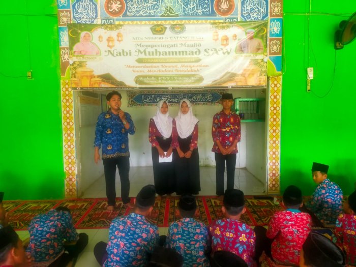 MTsN 5 Batang Hari Gelar Sosialisasi Calon Ketua dan Wakil Ketua OSIM Periode 2025–2026