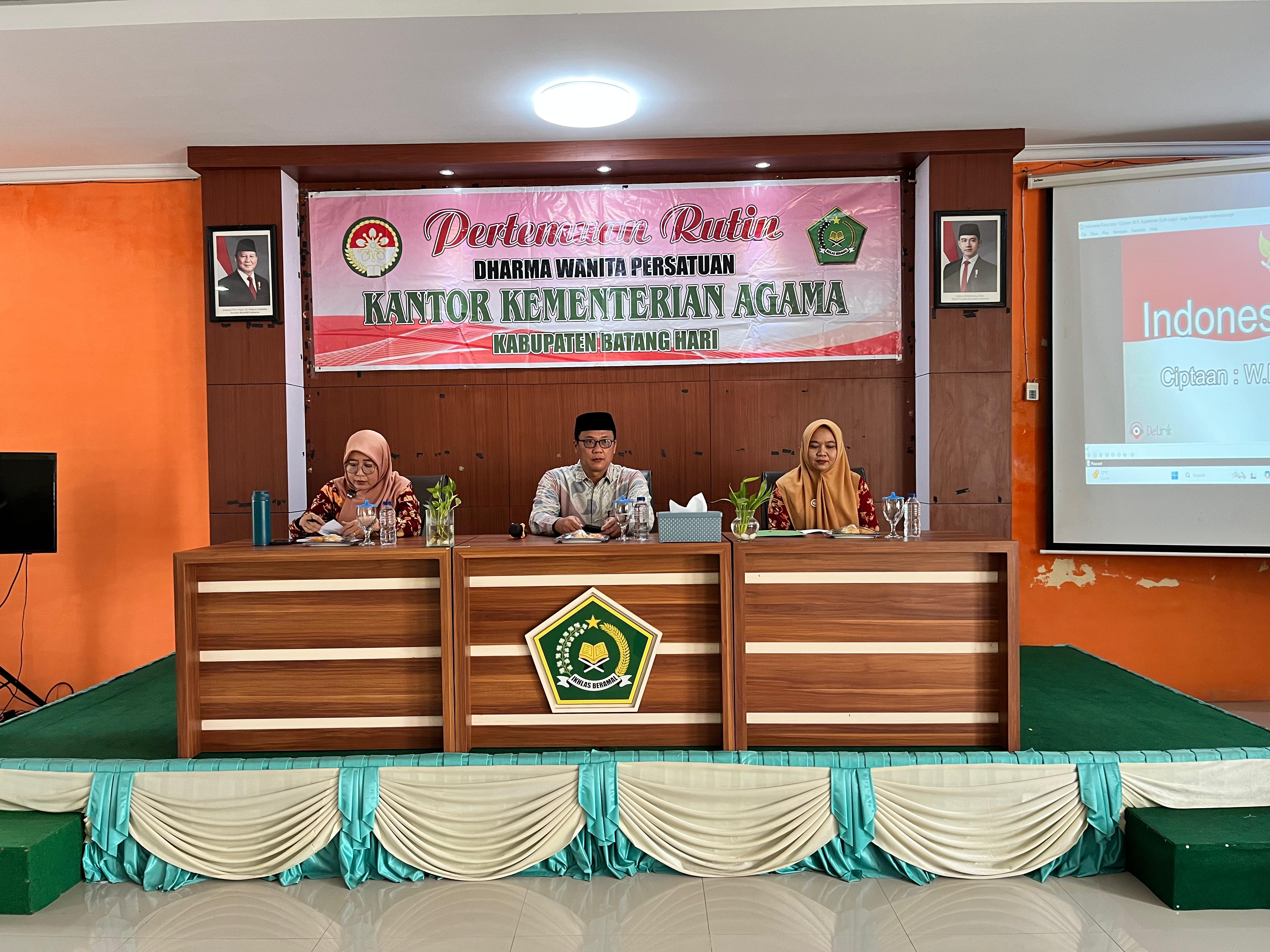Kepala MTsN 5 Batang Hari Hadiri Pertemuan Rutin DWP Kemenag Kabupaten Batang Hari Kepala MTsN 5 Batang Hari Hadiri Pertemuan Rutin DWP Kemenag Kabupaten Batang Hari