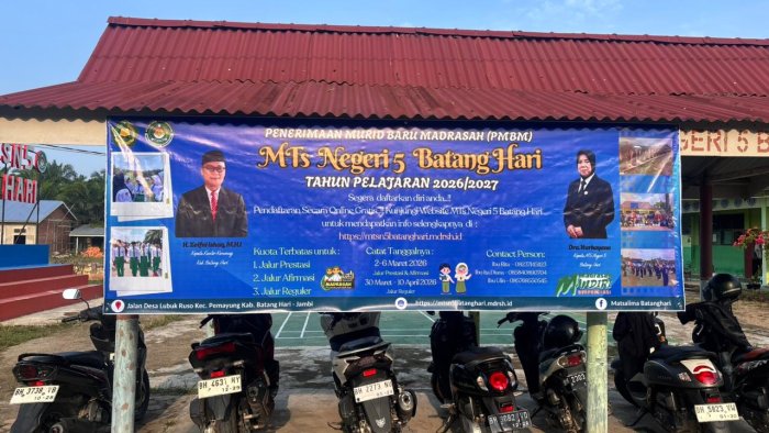 Panitia PMBM TA 2026/2027 Pasang Spanduk, Siap Sambut Pendaftaran Calon Peserta Didik Baru