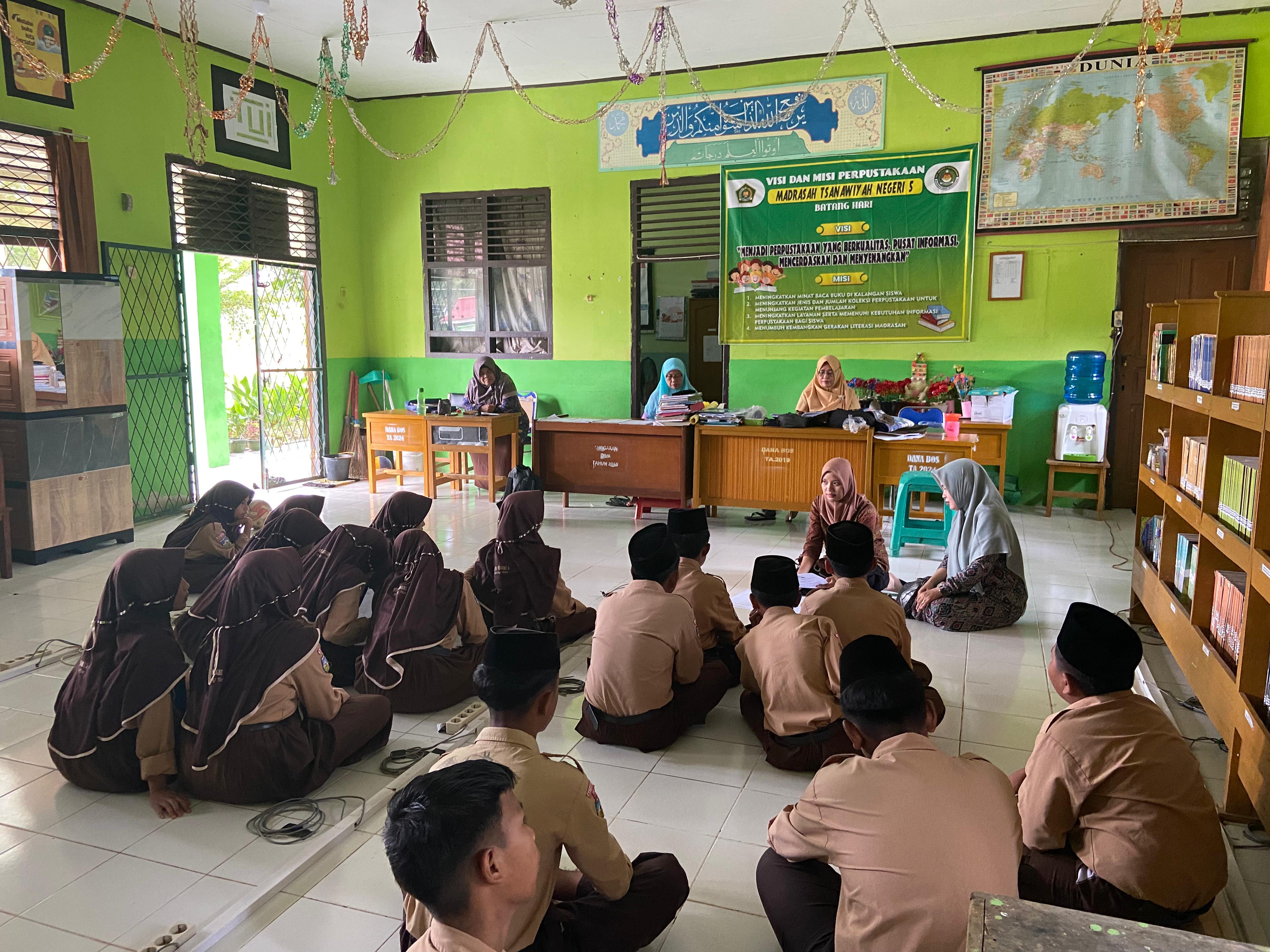 PEMBENTUKAN TIM UKM MTsN 5 BATANGHARI